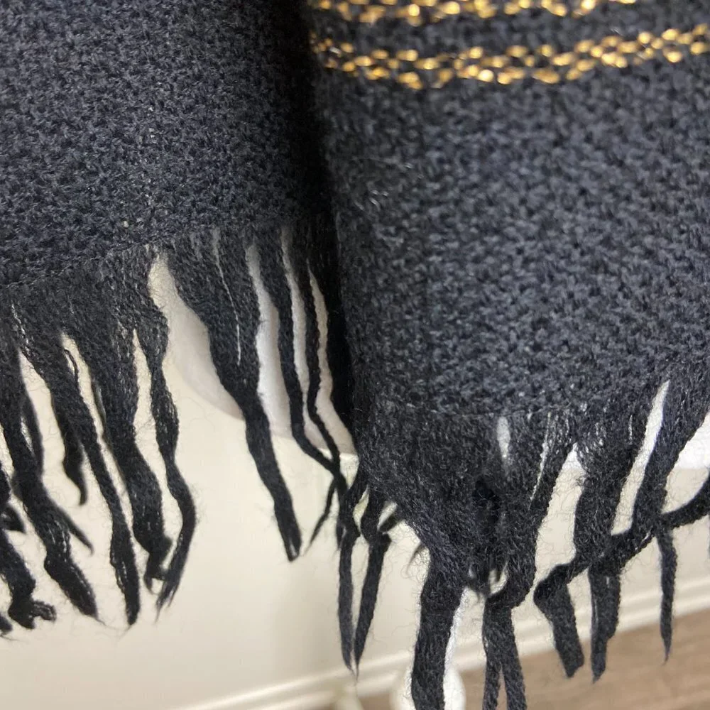 Vintage 100% Virgin Wool Scarf  Shawl Hand- woven Hong Kong